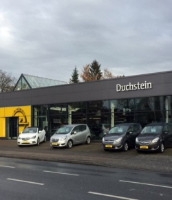 Fassade für Autohaus